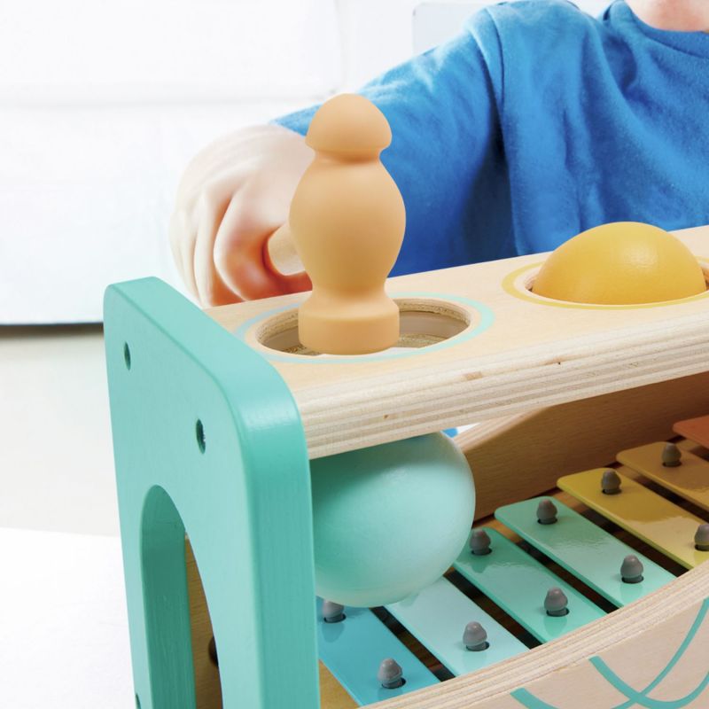 Image d'ambiance de présentation du produit Banc à marteler Jungle - Hape